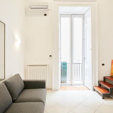 Design & Studio Duplex At National Museum Napoli Exterior foto