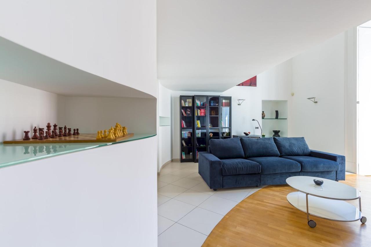 Design & Studio Duplex At National Museum Napoli Exterior foto